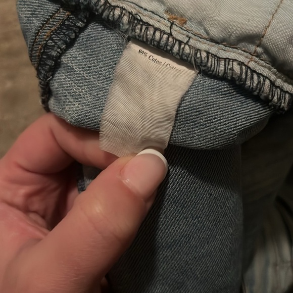 Women’s - light wash jeans - Picture 6 of 7